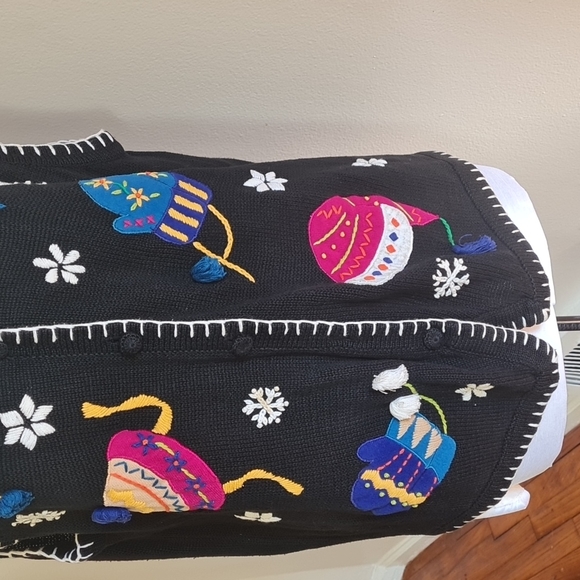 Christmas crochet Vest Size Large - Picture 4 of 13